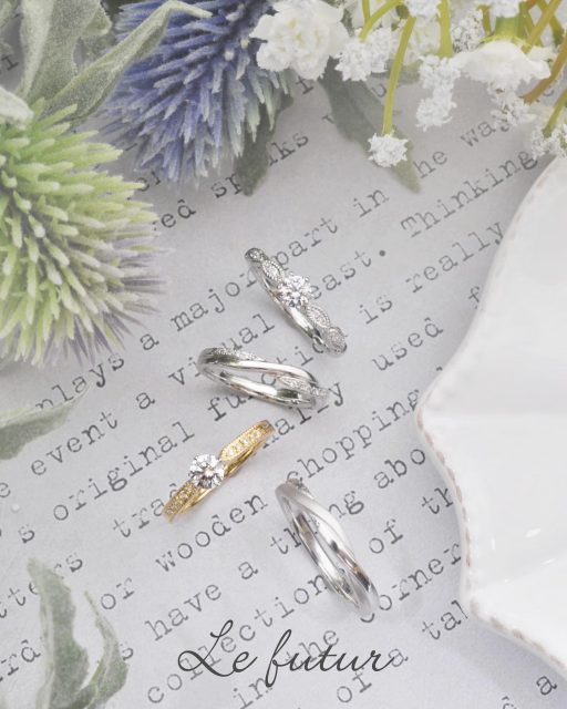 🕊Ordermade ring Le Furue🕊 「ブライダルリングを選ぶ」それは2人にとって一生に一度しかない“特別な時間”。そして“特別な想い”がそこにはある。 ふたりだけの“特別”にこだわって願いを叶える...それがLe futur。 リングの素材・幅・メレーダイヤの数をはじめ、艶やミル打ちの有無などがセレクト出来たりします。 #j結婚指輪#マリッジリング#ブライダルリング#オーダーメイドリング