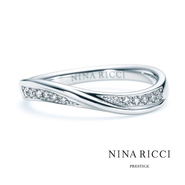 🕊Infini 永遠🕊 古くからファッションやフレグランスの分野で名を馳せてきたブランド『ニナリッチ』🕊 中でも「ニナリッチ プレステージ」のブライダルコレクションはより高品位な素材と細部までこだわってつくり上げた究極の着け心地で,全ての品質がクラスアップ!!💎 プラチナ・ピンクゴールド・イエローゴールドの中で素材変更も可能な「ニナリッチ プレステージ」は取扱い店も大変限られています。 #ニナリッチ #ニナリッチプレステージ #ninaricci #ninaricciprestige #ニナリッチリング