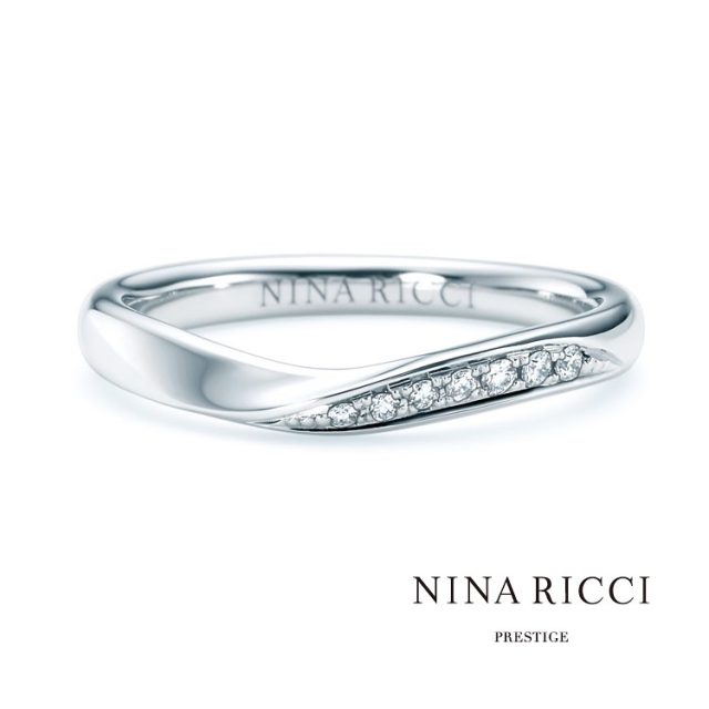 🕊Infini 永遠🕊 古くからファッションやフレグランスの分野で名を馳せてきたブランド『ニナリッチ』🕊 中でも「ニナリッチ プレステージ」のブライダルコレクションはより高品位な素材と細部までこだわってつくり上げた究極の着け心地で,全ての品質がクラスアップ!!💎 プラチナ・ピンクゴールド・イエローゴールドの中で素材変更も可能な「ニナリッチ プレステージ」は取扱い店も大変限られています。 #ニナリッチ #ニナリッチプレステージ #ninaricci #ninaricciprestige #ニナリッチリング
