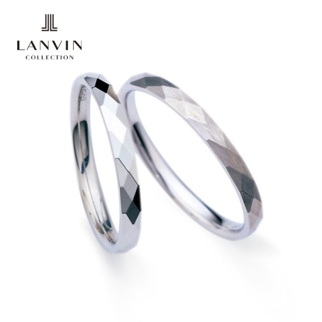 🍀LANVIN COLLECTION 🍀 LANVIN(ランバン)はパリに現存する最も歴史あるブランド。 「エレガンスの代名詞」と呼ばれたデザイナー ジャンヌ•ランバンのシリーズはワンランク上を目指す人のブライダルジュエリーです。 リングには花嫁の幸福への願い『ランバンブルー』へのオマージュとしてブルーサファイアがセッティングされています💎 #lanvin #ランバン